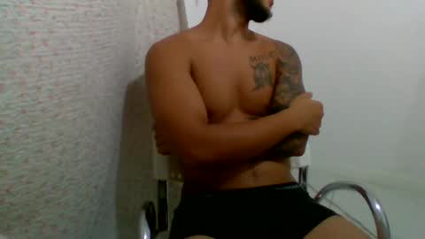 Snapshot of suetsemsay chatting on 02-18-25, 03:53 suetsemsay online show from 02-18-25, 03:53