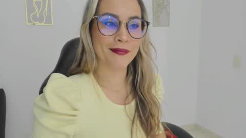 sugar_milff online show from 12-05-25, 02:14