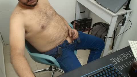 Snapshot of sugarhairybear chatting on 04-06-26, 09:49 Johnny online show from 04-06-26, 09:49