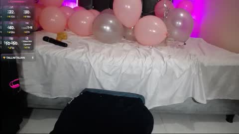 kira online show from 02-26-26, 04:39