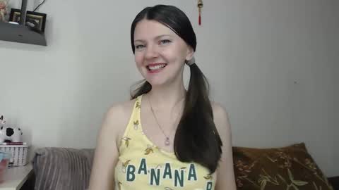 Snapshot of sugartati chatting on 10-20-25, 06:19 SugarTati online show from 10-20-25, 06:19