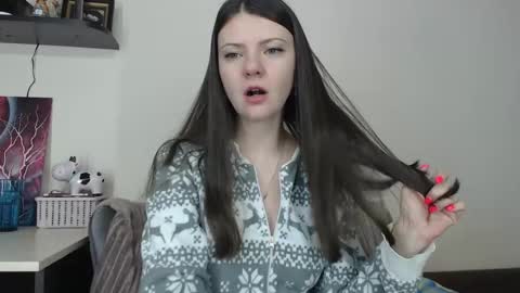 Snapshot of sugartati chatting on 11-02-25, 07:05 SugarTati online show from 11-02-25, 07:05