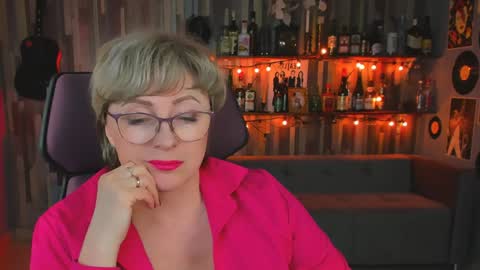 Vivien online show from 12-07-24, 12:24