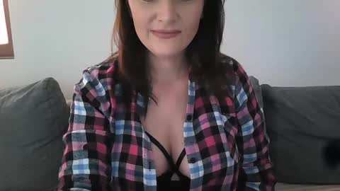 Snapshot of sugaryasmin chatting on 12-14-24, 10:34 SugarYas online show from 12-14-24, 10:34