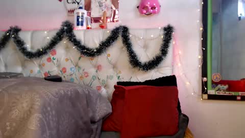 suggabrown_ online show from 12-19-24, 01:07