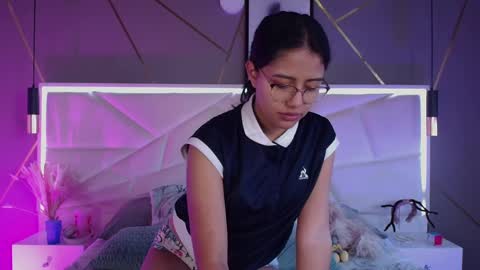 SUKI online show from 04-12-26, 12:32