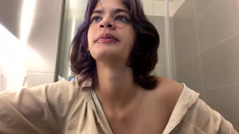 Snapshot of sukulaurens chatting on 10-03-25, 06:05 Suku Ren online show from 10-03-25, 06:05