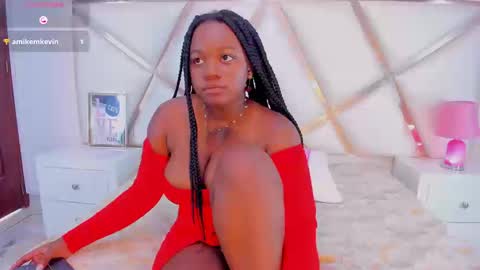 Hot ebony online show from 09-25-25, 07:50