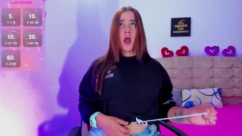 summer_girls01 online show from 01-10-26, 04:14