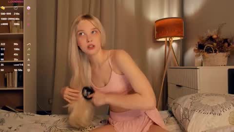 Nelly online show from 10-19-25, 07:47