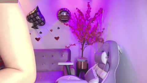 Snapshot of summer_miller chatting on 02-18-26, 11:50 summer_miller online show from 02-18-26, 11:50