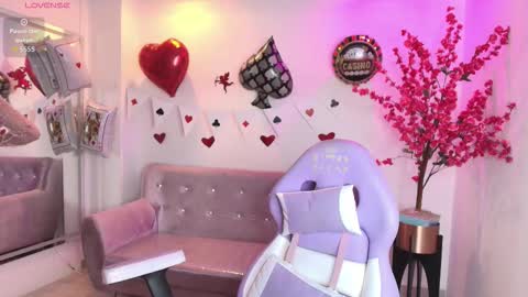 Snapshot of summer_miller chatting on 02-20-26, 11:32 summer_miller online show from 02-20-26, 11:32