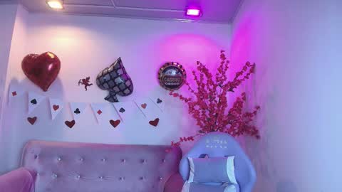 Snapshot of summer_miller chatting on 02-27-26, 11:32 summer_miller online show from 02-27-26, 11:32