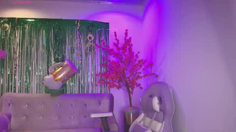 Snapshot of summer_miller chatting on 03-20-26, 11:37 summer_miller online show from 03-20-26, 11:37