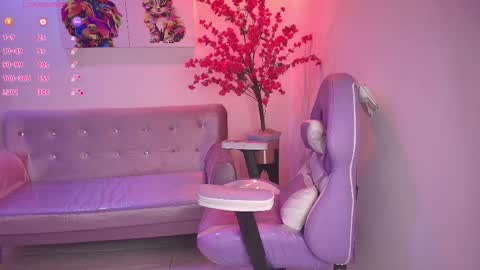 Snapshot of summer_miller chatting on 03-27-26, 11:32 summer_miller online show from 03-27-26, 11:32