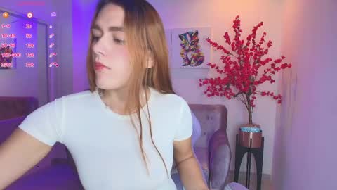 Snapshot of summer_miller chatting on 04-13-26, 11:27 summer_miller online show from 04-13-26, 11:27