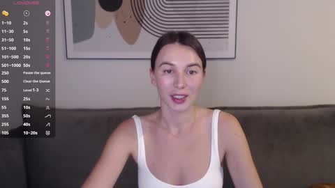 Snapshot of summer_time13 chatting on 10-24-25, 04:58 Liby online show from 10-24-25, 04:58