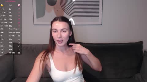 Snapshot of summer_time13 chatting on 11-21-25, 06:06 Liby online show from 11-21-25, 06:06