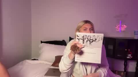 summerclarke2 online show from 09-29-25, 07:30