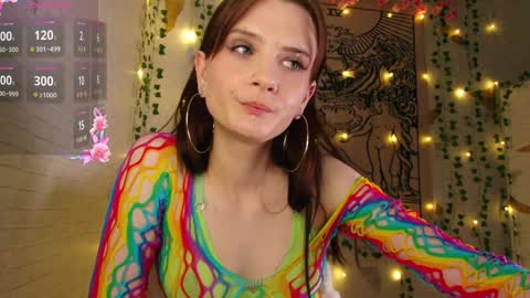 Snapshot of summerhazee chatting on 12-10-24, 12:17 summerhazee online show from 12-10-24, 12:17