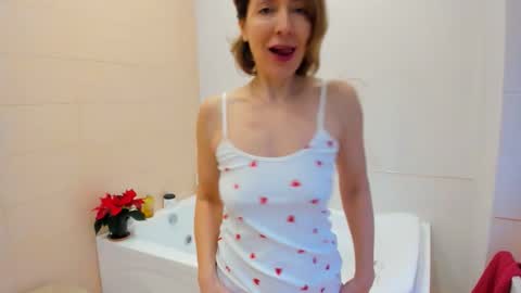 summerliza online show from 12-20-25, 10:11