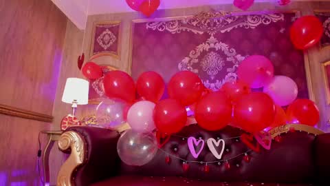Snapshot of summerssangel chatting on 02-15-25, 09:27 - - online show from 02-15-25, 09:27