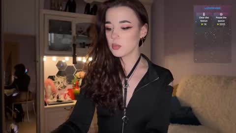 Snapshot of sun_for_you chatting on 02-12-25, 06:09 Miss Nelly online show from 02-12-25, 06:09
