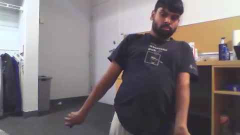 Snapshot of sundoog chatting on 03-05-25, 03:08 Sundoog online show from 03-05-25, 03:08