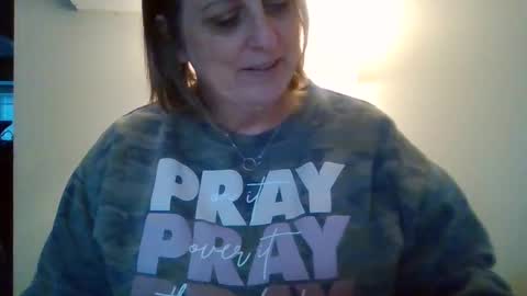 Snapshot of sunflower556 chatting on 11-14-25, 09:13 Sunflower online show from 11-14-25, 09:13