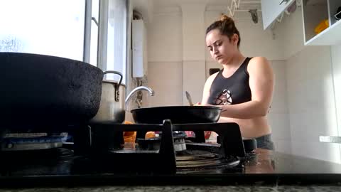 Jeraldine online show from 02-16-25, 09:27