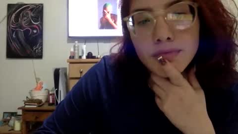 Sunnie Syns online show from 12-22-25, 11:02