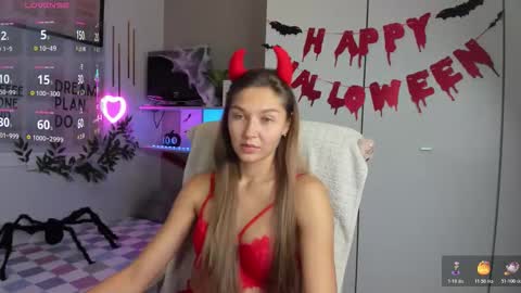 Sofia online show from 10-27-25, 02:43