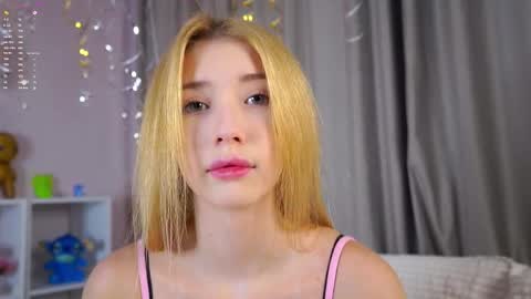 Lily online show from 01-17-26, 03:28