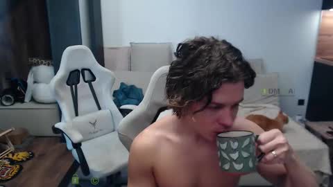 Alice and Sergey online show from 02-21-26, 06:36