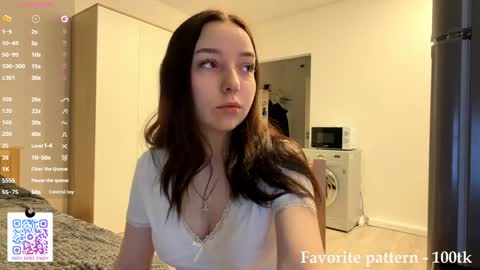 Hello My name is Mary nice to meet you  Telegram cuuutekitten online show from 01-14-26, 03:01