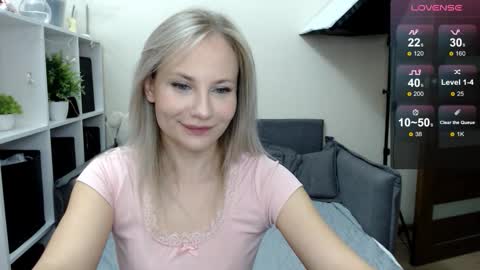 Naomi online show from 09-20-25, 12:50