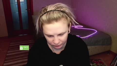 Snapshot of sunny_mood chatting on 01-05-25, 07:07 sunny mood online show from 01-05-25, 07:07