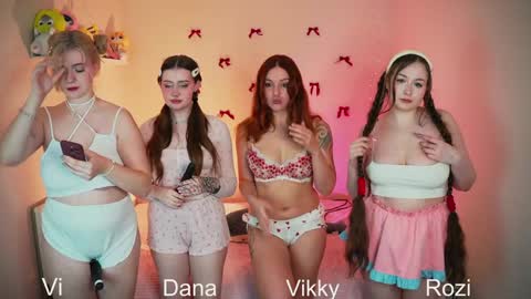 Fia  -  TG -  Mia -  Alice -  online show from 01-13-25, 01:23