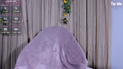 Snapshot of sunnypage chatting on 02-25-25, 05:58 online show from 02-25-25, 05:58