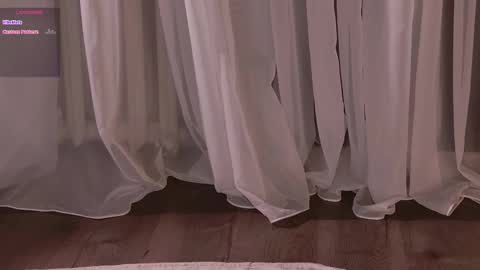 Snapshot of sunnyrisha chatting on 02-12-26, 05:24 Risha online show from 02-12-26, 05:24