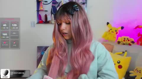     RAVENCLAU GIRL  online show from 10-20-25, 07:14