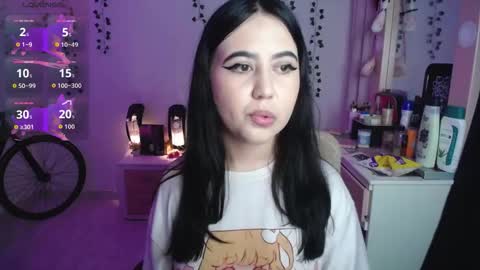 Snapshot of sunset_pienk chatting on 02-18-26, 03:24 Sunset online show from 02-18-26, 03:24