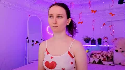 Alice online show from 02-11-26, 01:38