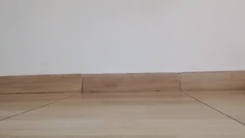 Annie online show from 10-18-25, 05:25