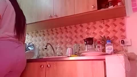 Annie online show from 02-19-26, 05:31