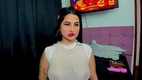 Snapshot of sunshine_uwu22 chatting on 10-11-25, 07:23 Andrea Rodriguez online show from 10-11-25, 07:23