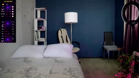 ANNApvt open full info in bio online show from 12-16-25, 11:59