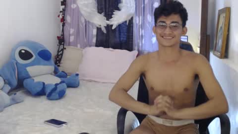 Snapshot of superasian143xx chatting on 12-03-24, 08:38 GAY online show from 12-03-24, 08:38