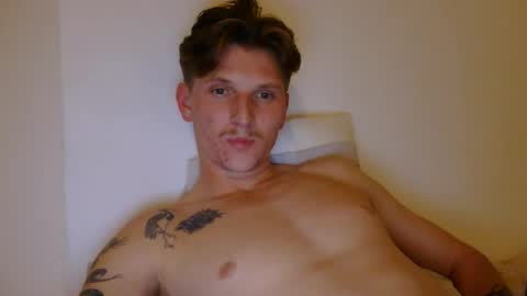 Snapshot of superhardxxxx chatting on 10-09-25, 09:46 Ctrl My Body online show from 10-09-25, 09:46