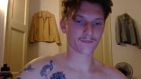 Snapshot of superhardxxxx chatting on 11-11-25, 05:13 Ctrl My Body online show from 11-11-25, 05:13